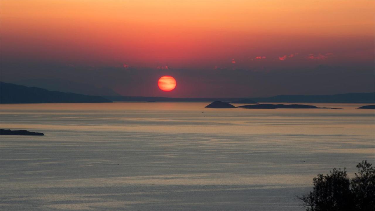 Aegina Colors Villa Sfentouri ภายนอก รูปภาพ