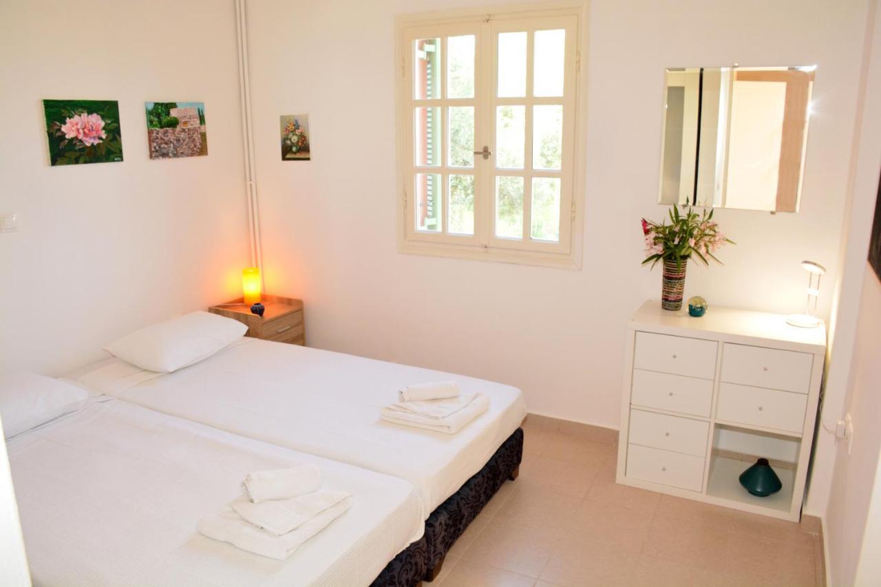 Aegina Colors Villa Sfentouri ภายนอก รูปภาพ